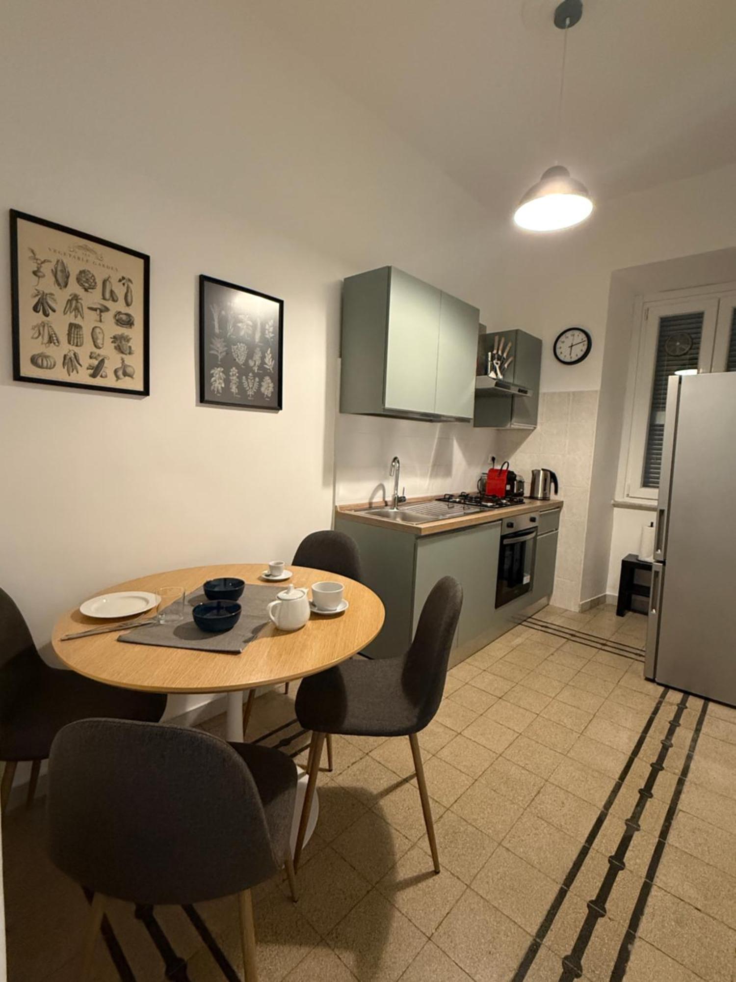 Pietra Apartment,Colosseo Roma Eksteriør bilde